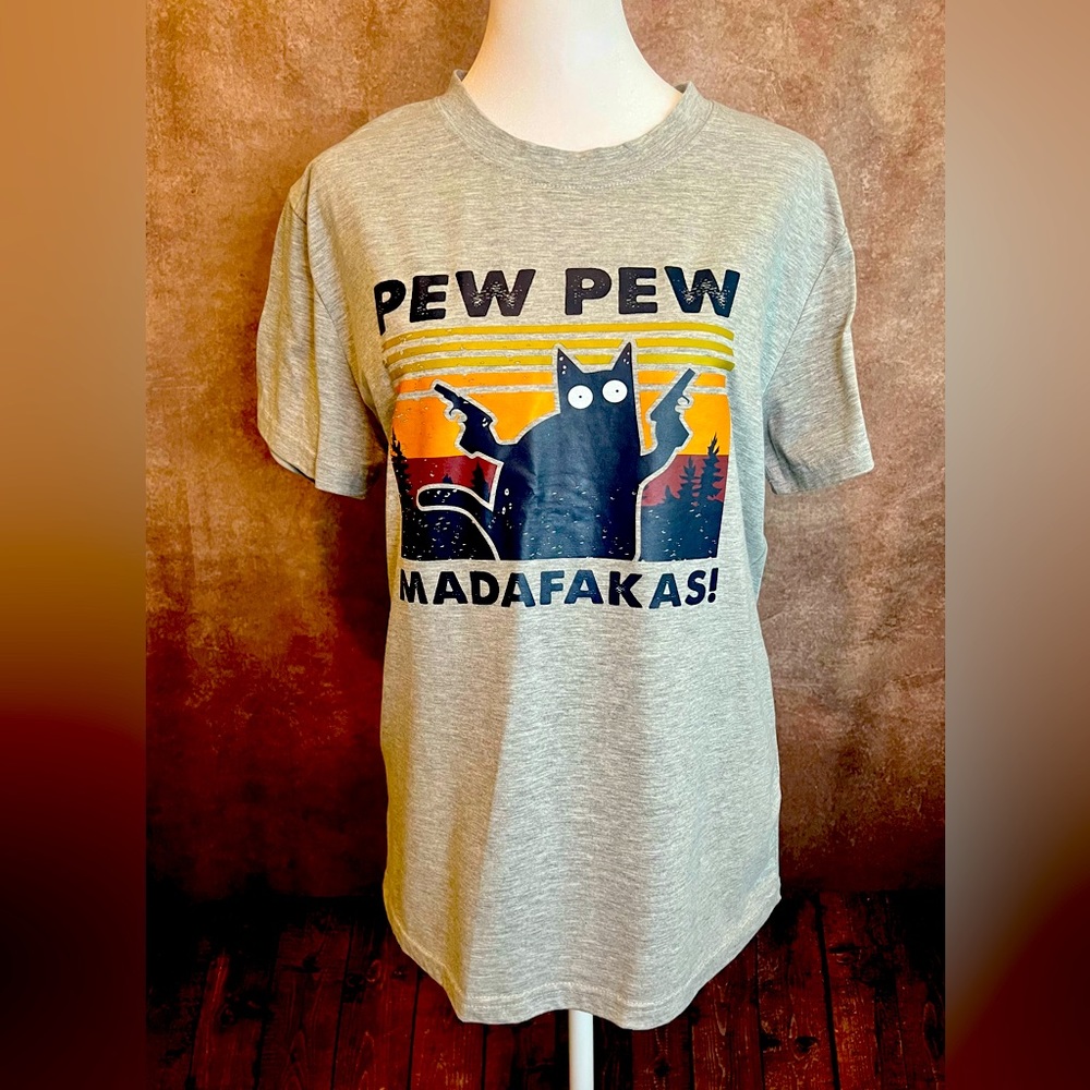 Graphic t-shirt  Size Lg